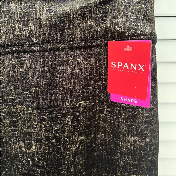 NWT SPANX Velvet Shine Leggings Size Small - Picture 5 of 8